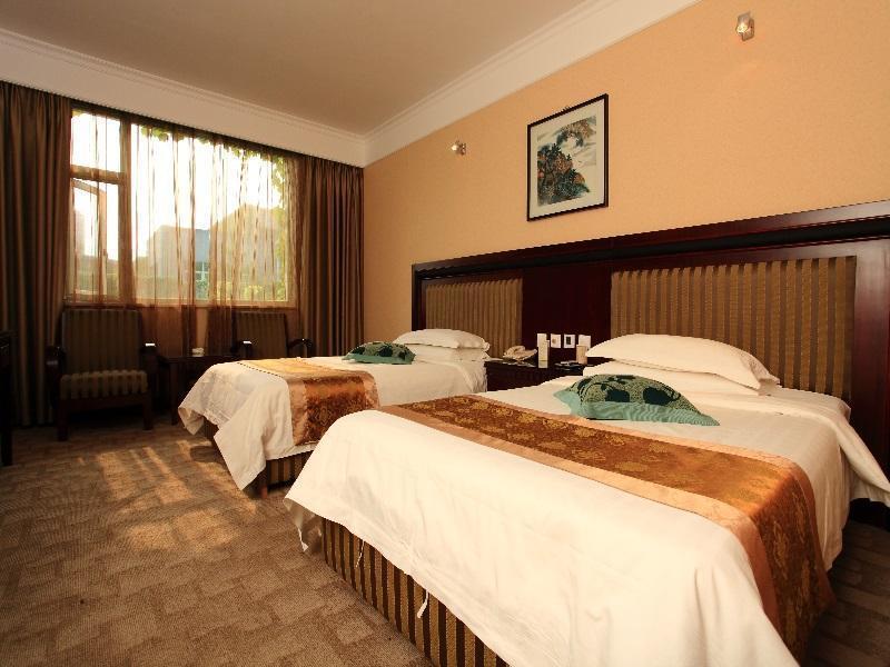 Emeishan Huasheng Hotel Gunung Emei Bagian luar foto